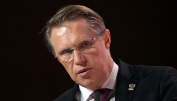 Мурашко пояснил, почему рождение детей важнее, чем карьера