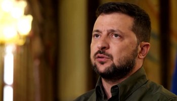 Отстаивать демократию Зеленский готов за пять миллиардов