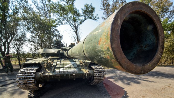 Украину предупредили о возможном полномасштабном наступлении России