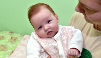 Нужна помощь: Варю Лукьянову спасет внутривенное питание